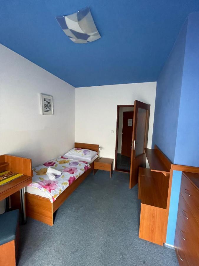 Apartmany, Penzion, Wellness U Zlate Rybky Vyskov Luaran gambar